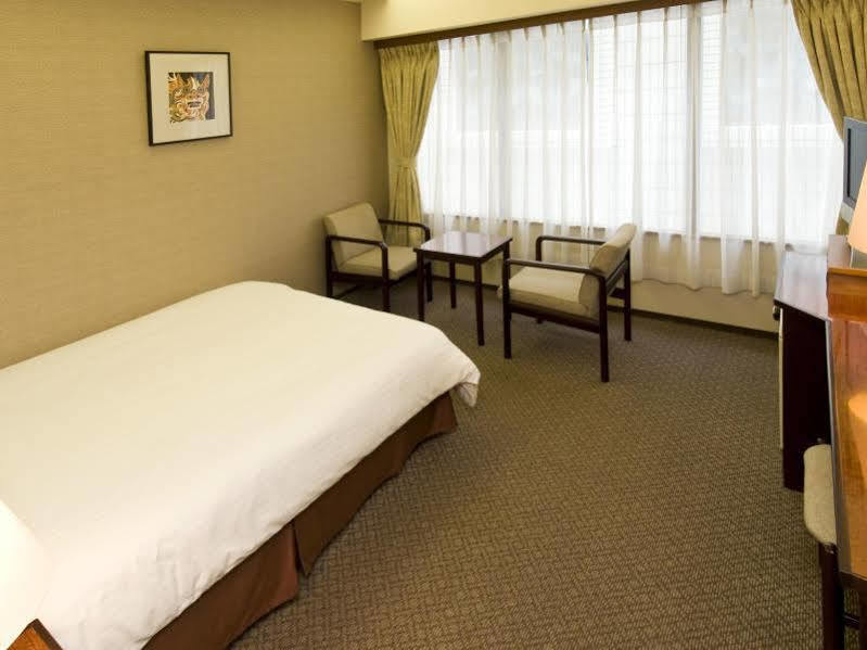 נאהא Ryukyu Sun Royal Hotel מראה חיצוני תמונה