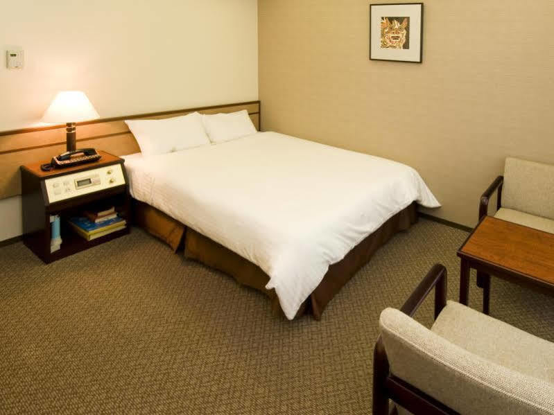 נאהא Ryukyu Sun Royal Hotel מראה חיצוני תמונה